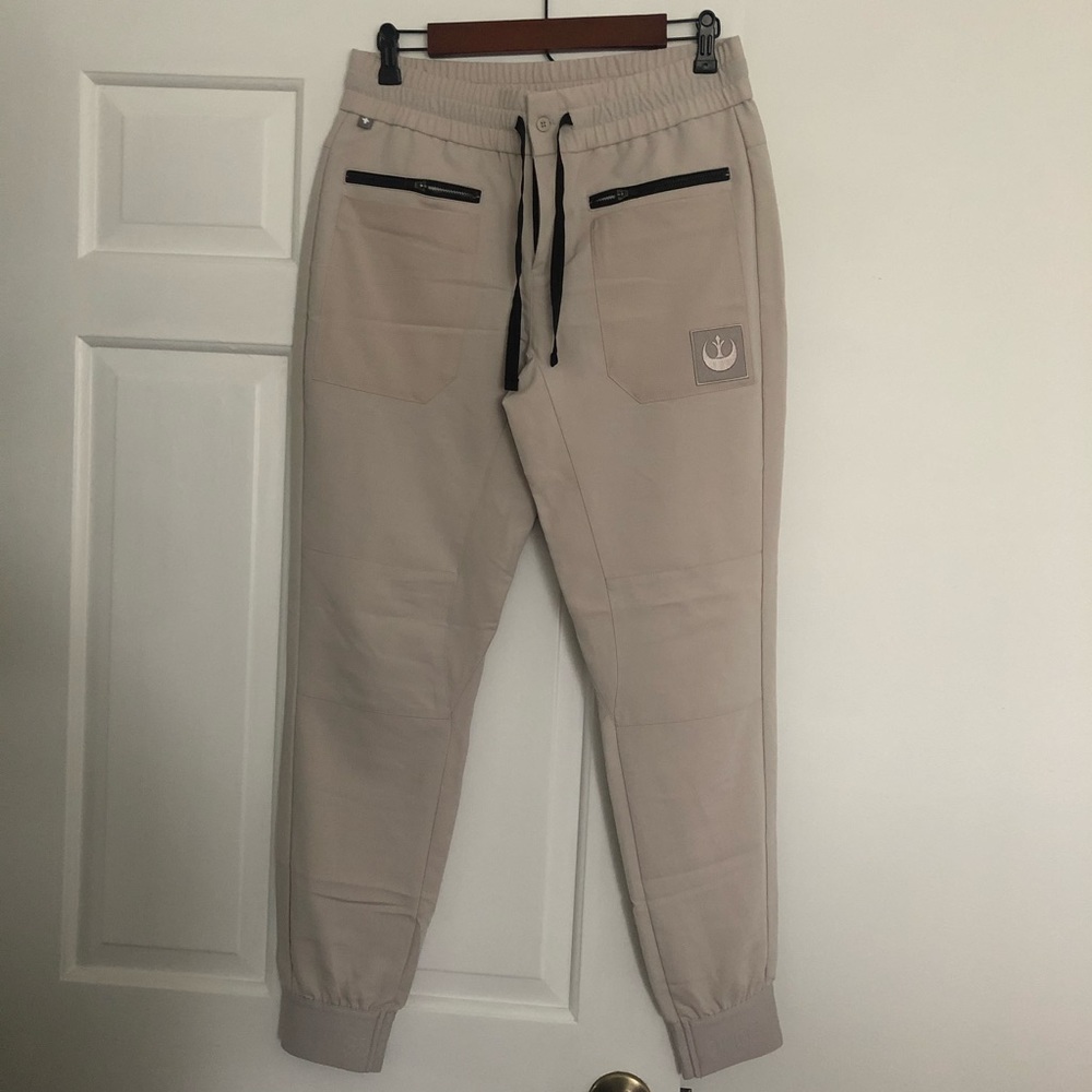FIGS limited edition Star Wars scrub pant small